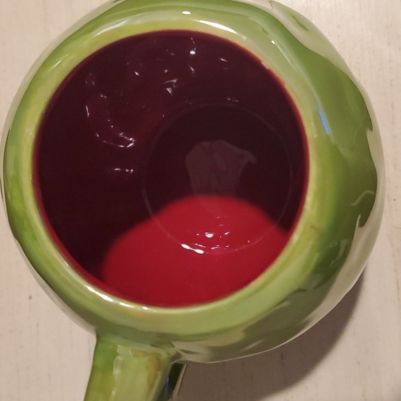 Disney Villains Evil Queen Poison Apple Red & Green Ceramic Mug - Picture 3 of 4